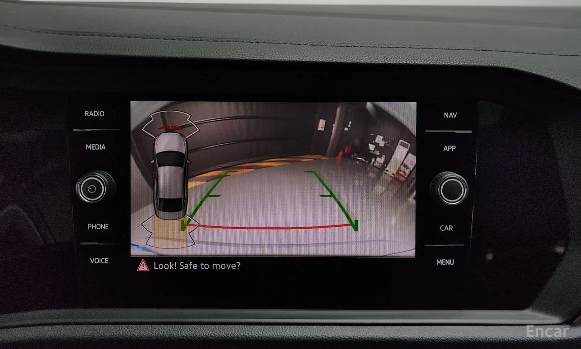 Фото 16 - Volkswagen Jetta