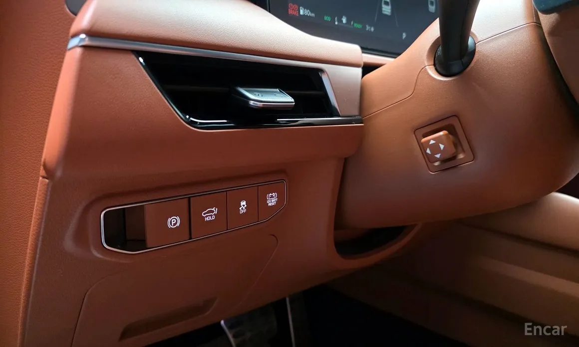 Фото 14 - Kia K8