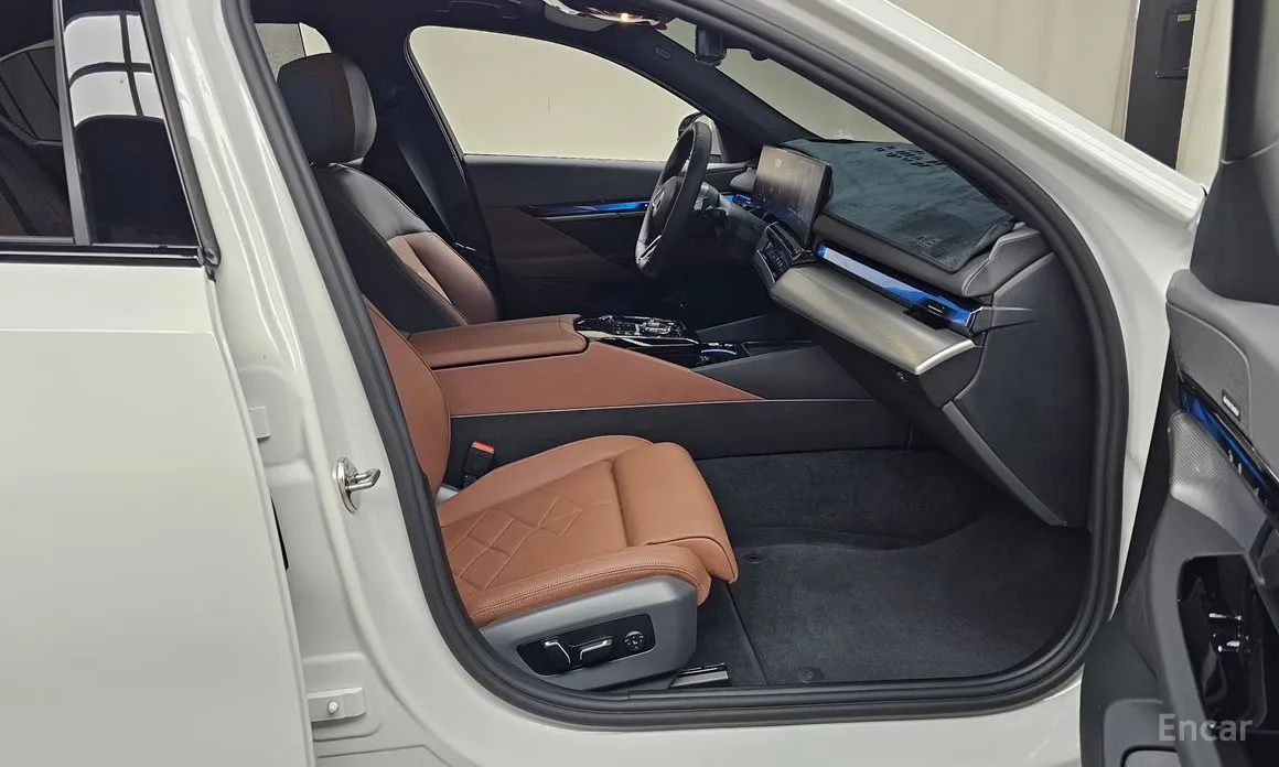 Фото 11 - BMW 5 Series