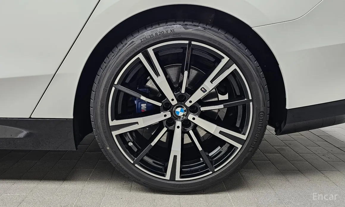 Фото 5 - BMW 5 Series