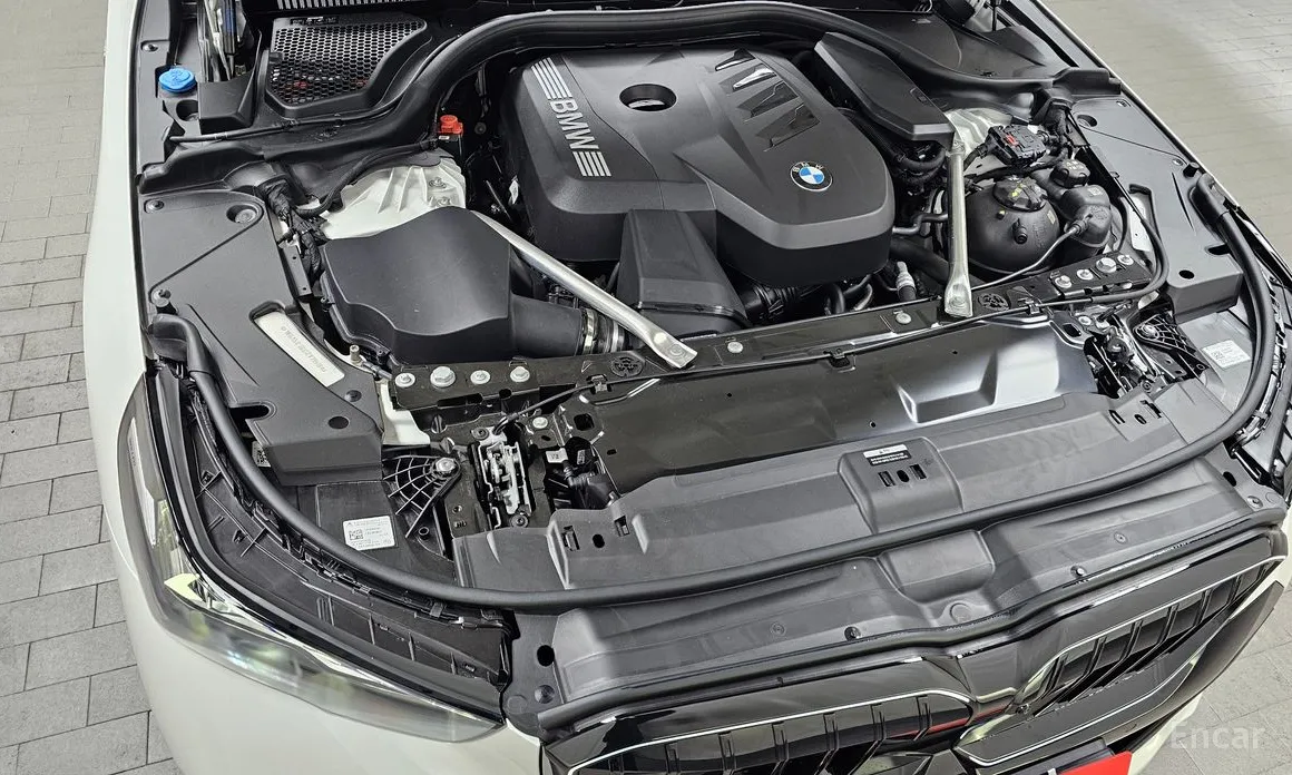 Фото 6 - BMW 5 Series