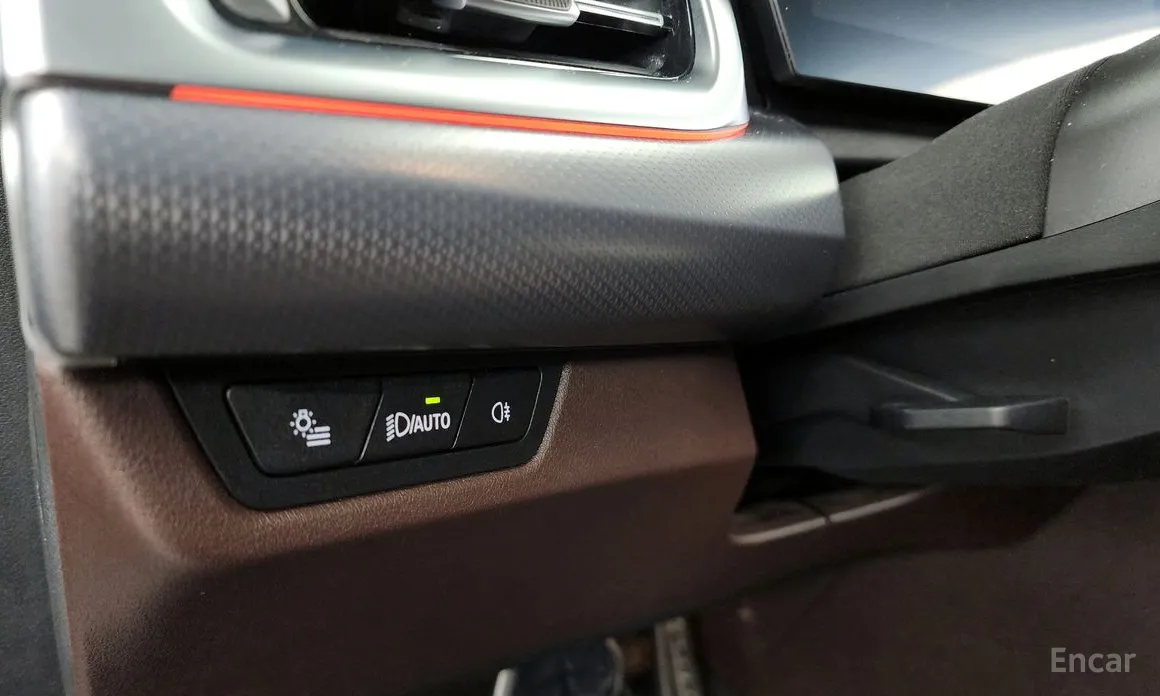 Фото 16 - BMW iX1