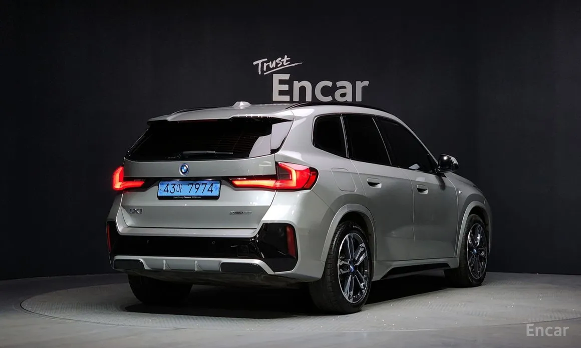 Фото 2 - BMW iX1