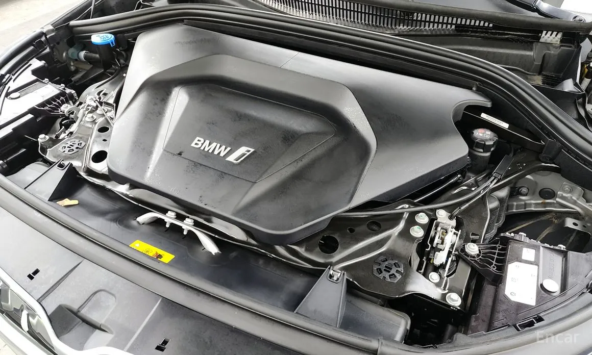 Фото 6 - BMW iX1