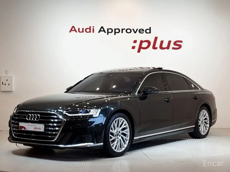 Фото 1 - Audi A8