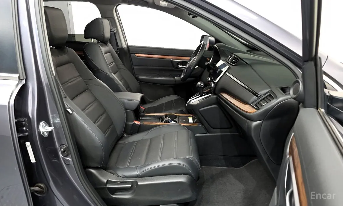 Фото 11 - Honda CR-V