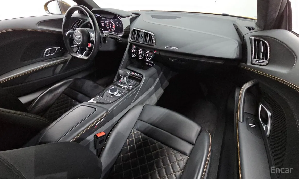 Фото 7 - Audi R8