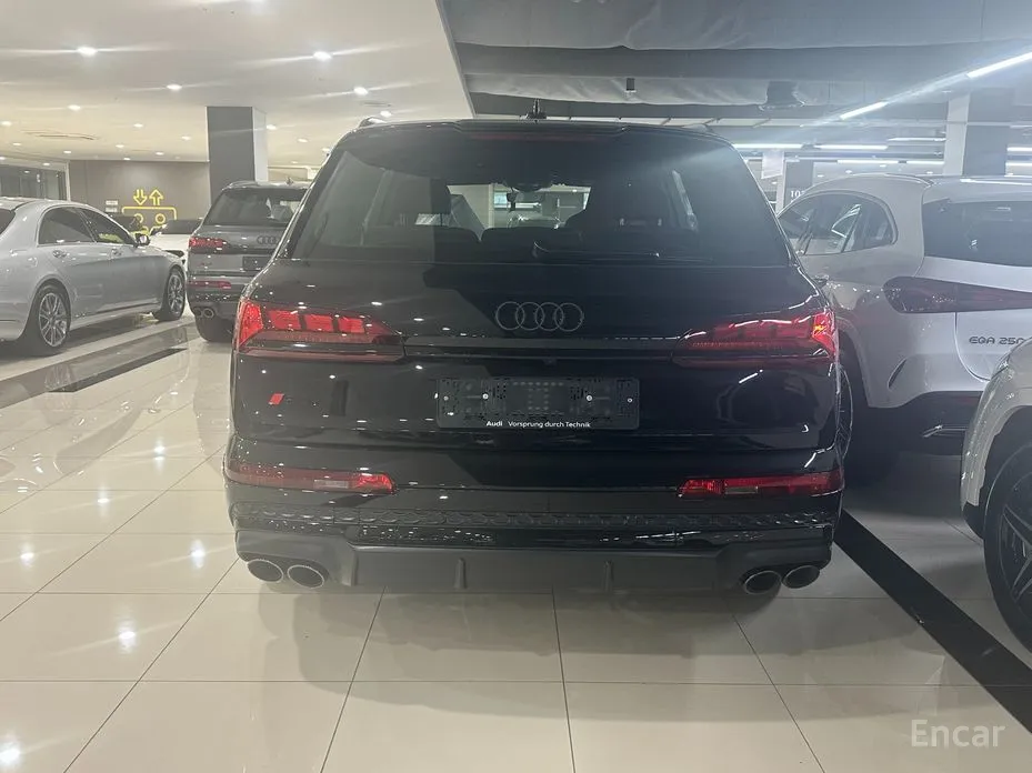Фото 4 - Audi SQ7