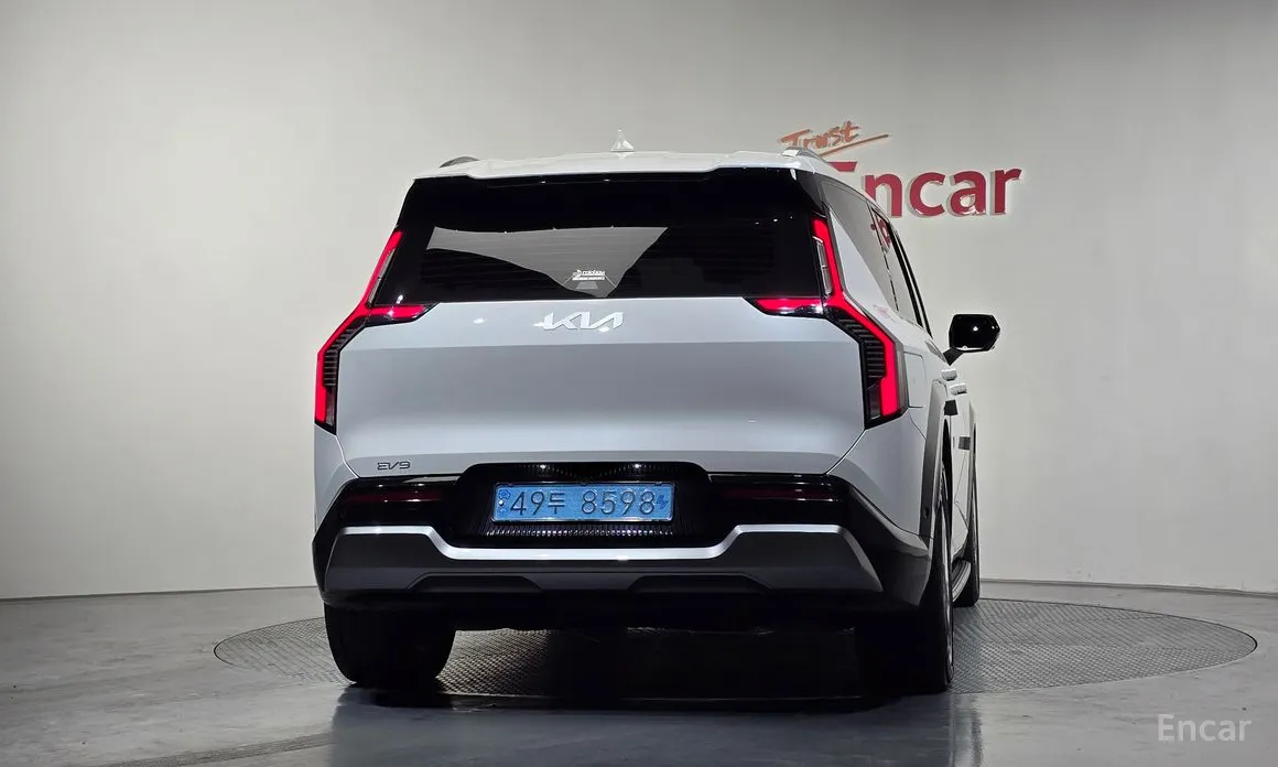 Фото 4 - Kia EV9
