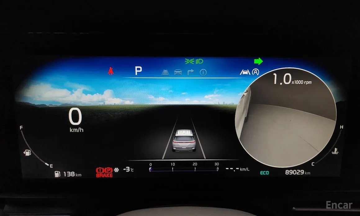 Фото 8 - Kia Carnival