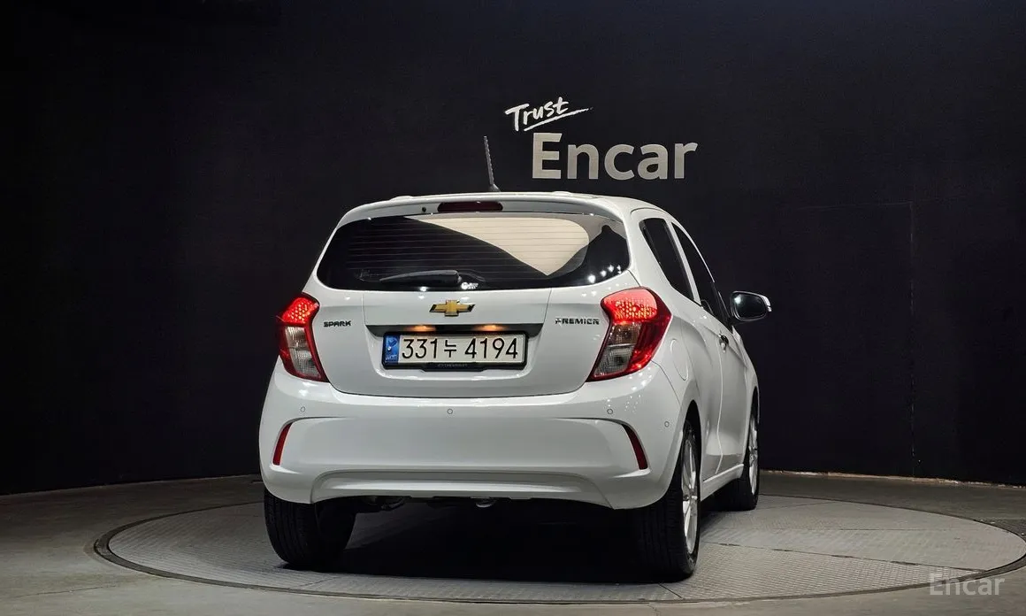 Фото 4 - Chevrolet Spark