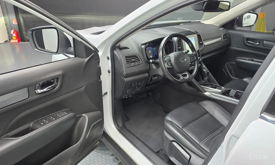 Photo 10 - Renault QM6