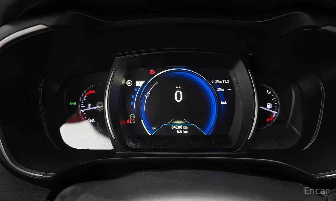 Photo 8 - Renault QM6