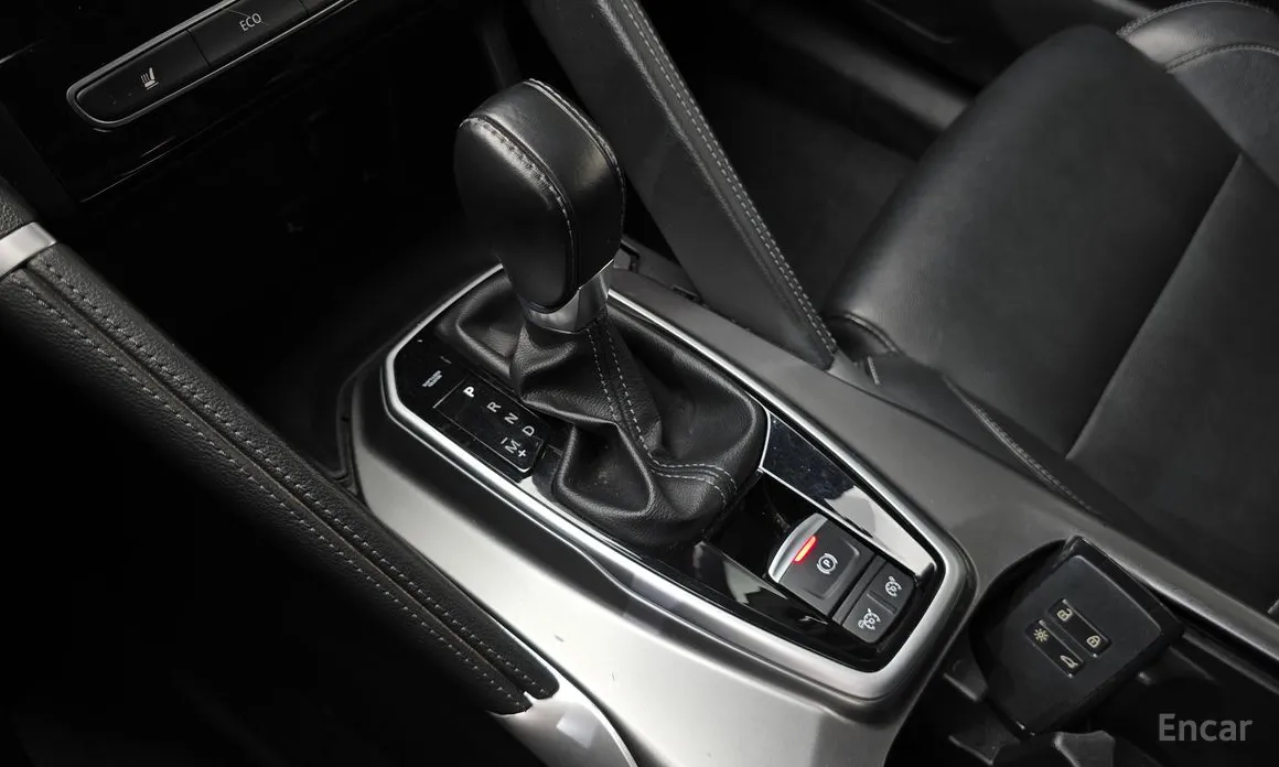 Photo 9 - Renault QM6