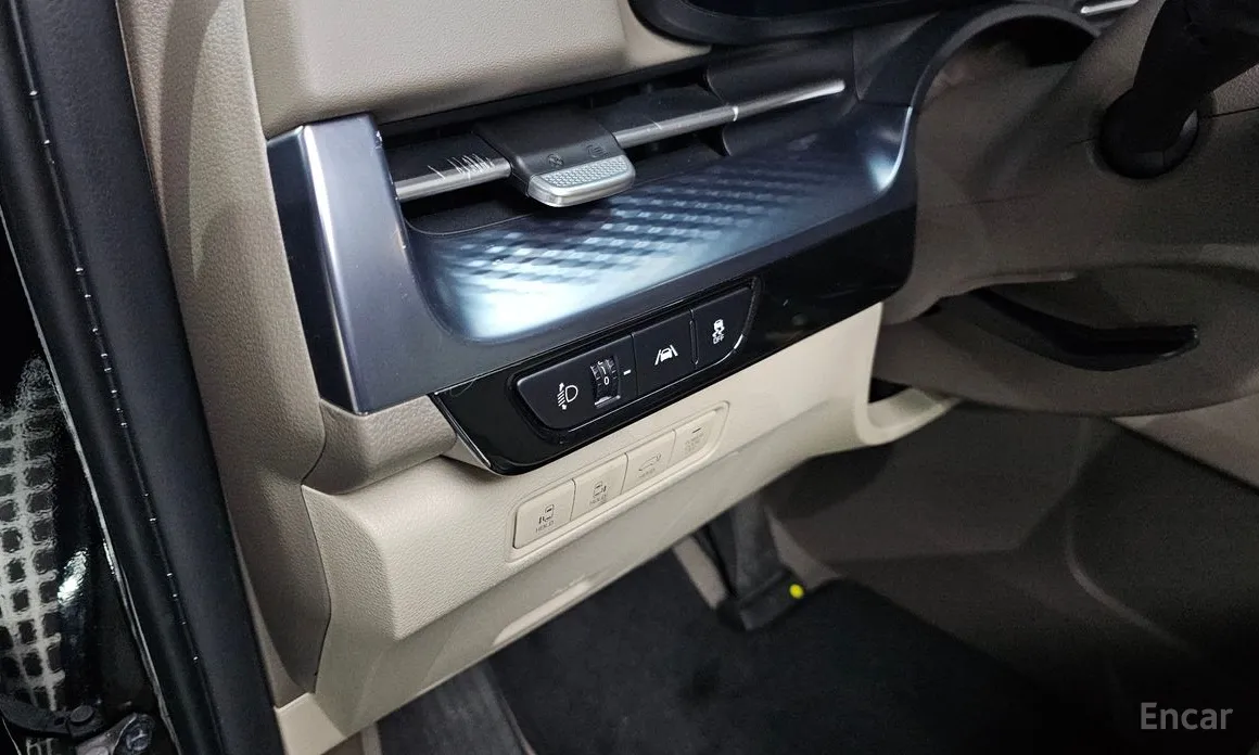 Фото 16 - Kia Carnival