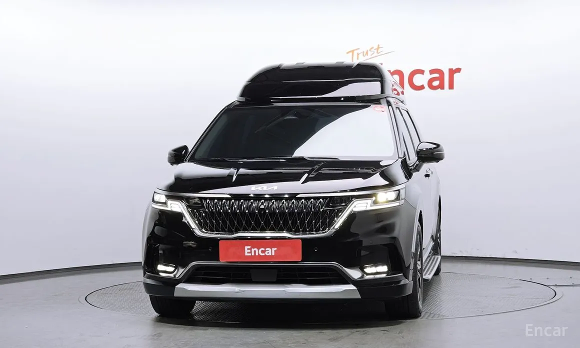 Фото 3 - Kia Carnival