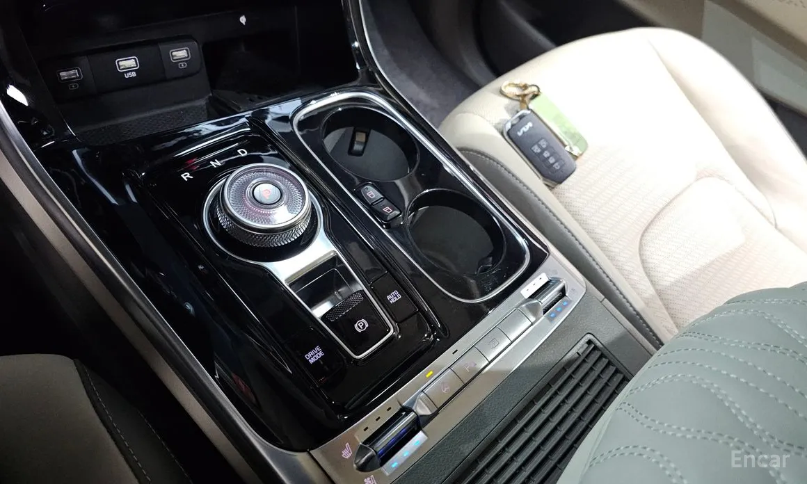 Фото 9 - Kia Carnival