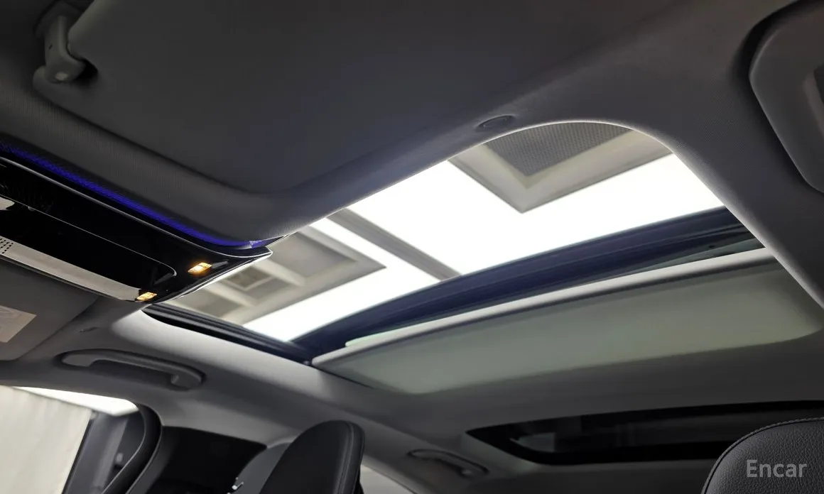 Фото 18 - Mercedes-Benz E-Class