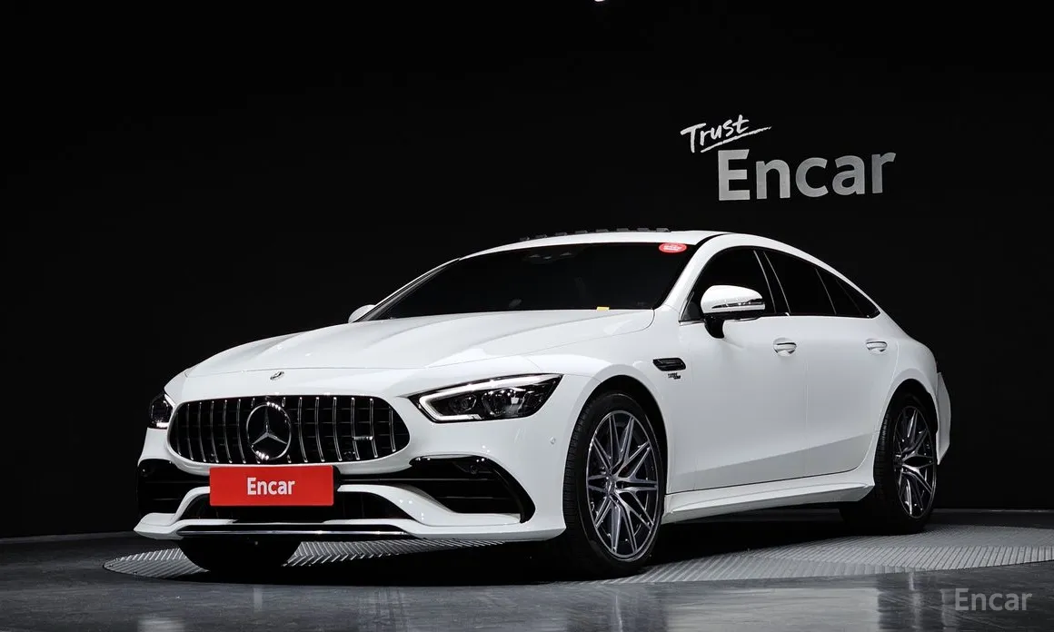 Фото 1 - Mercedes-Benz AMG GT