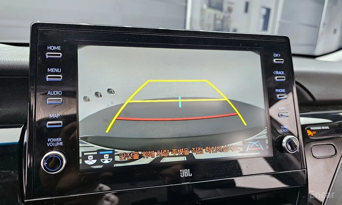 Фото 17 - Toyota Camry