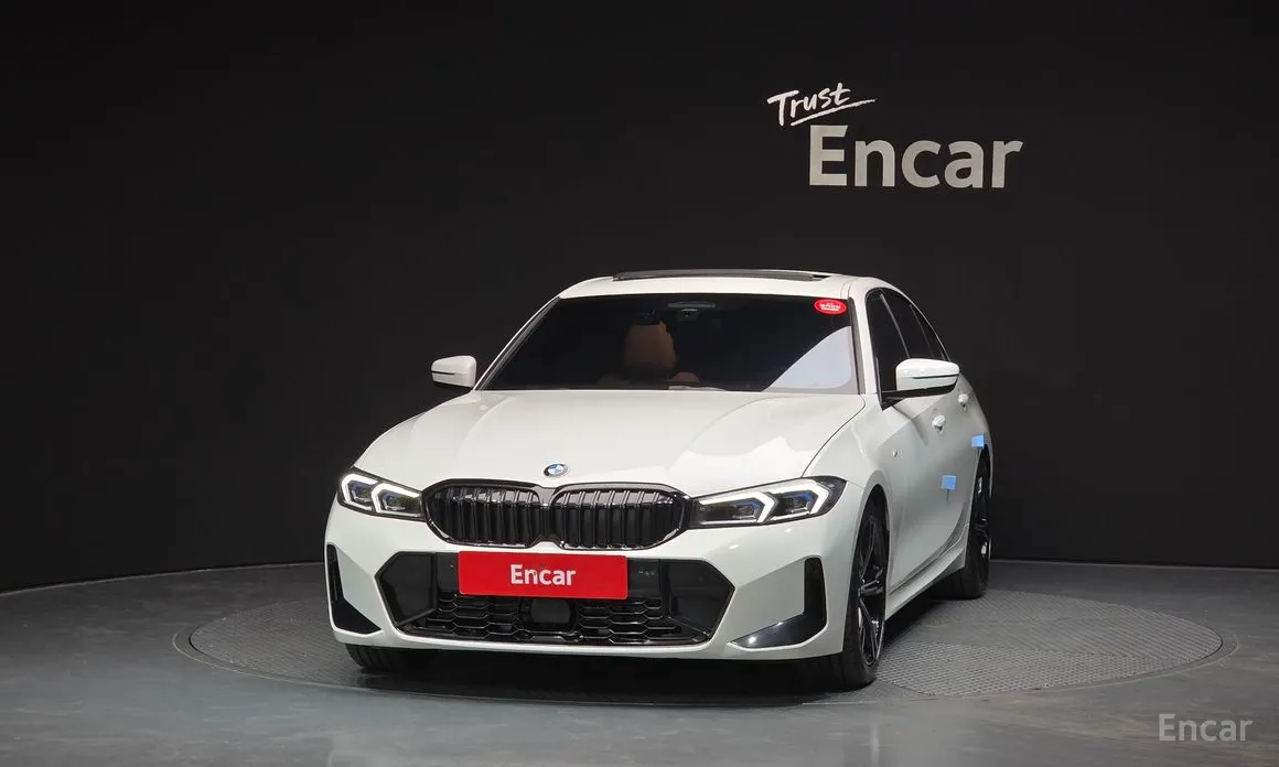 Photo 3 - BMW 3 Series