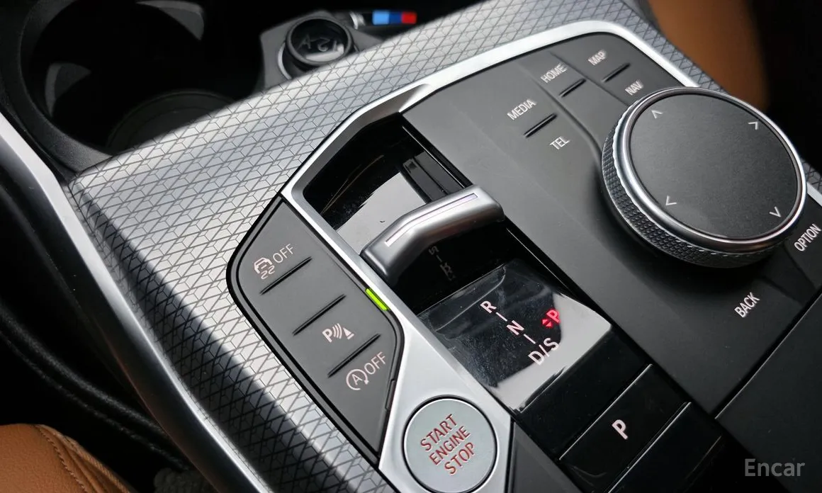 Photo 9 - BMW 3 Series