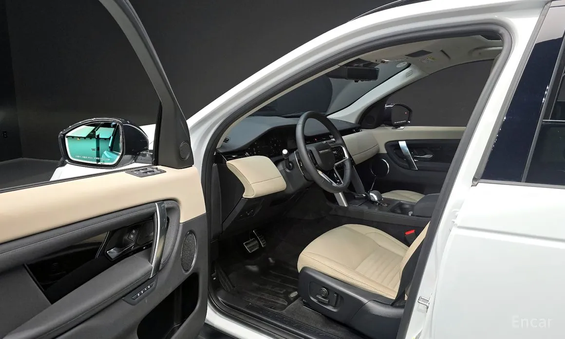 Фото 10 - Land Rover Discovery Sport