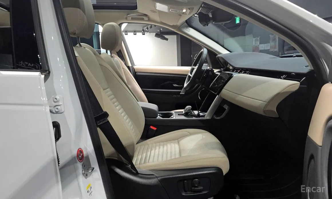 Фото 11 - Land Rover Discovery Sport