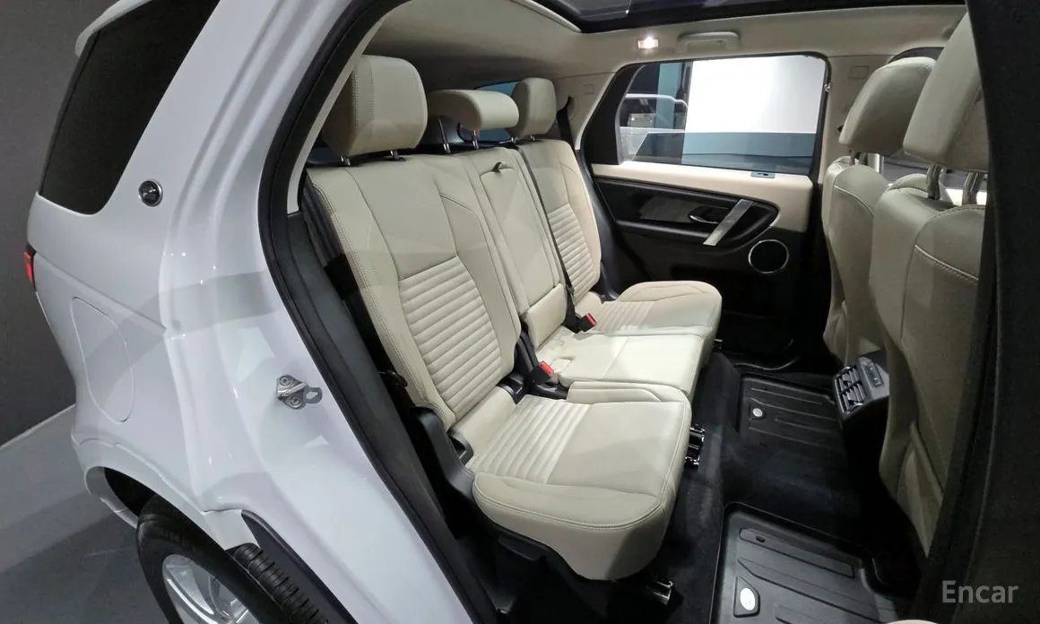 Фото 12 - Land Rover Discovery Sport
