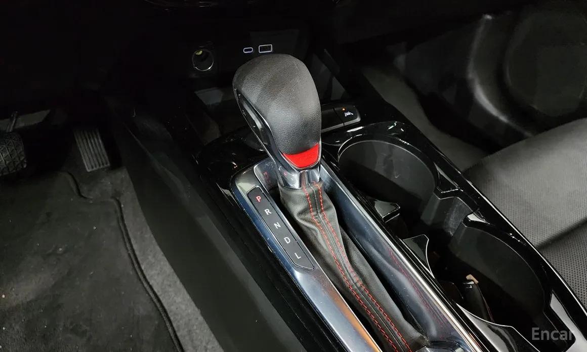 Photo 9 - Chevrolet Trax