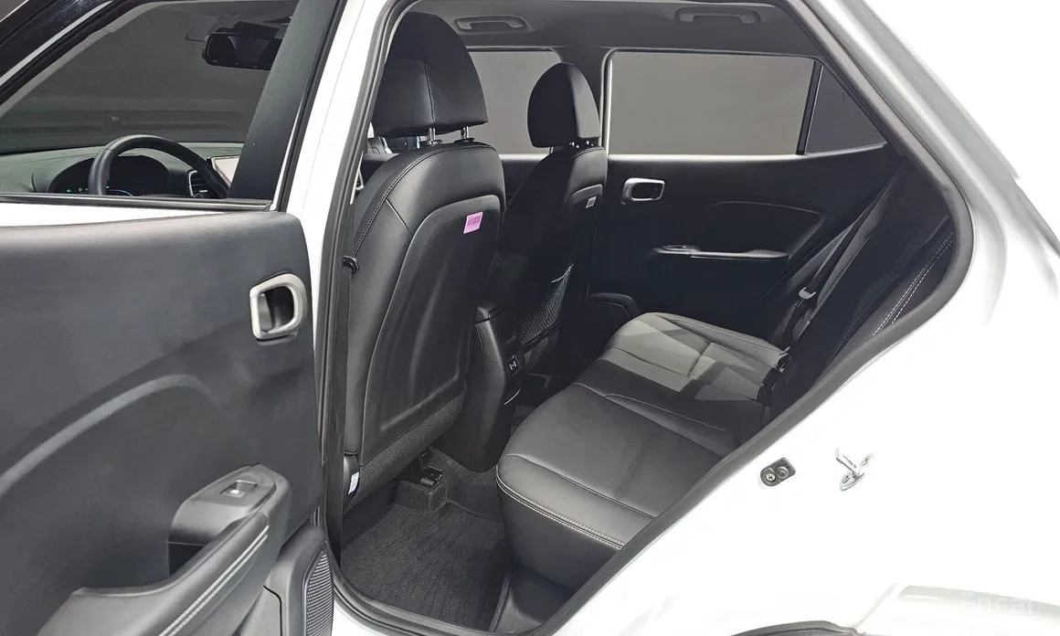 Фото 12 - Hyundai Venue