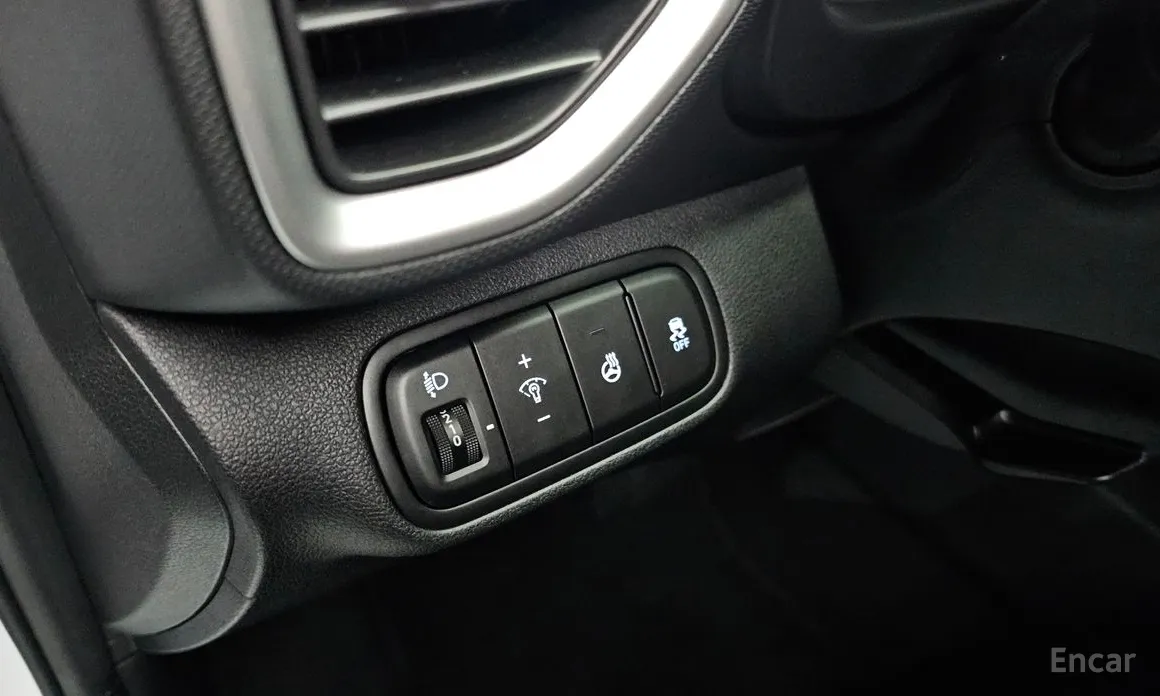 Фото 16 - Hyundai Venue