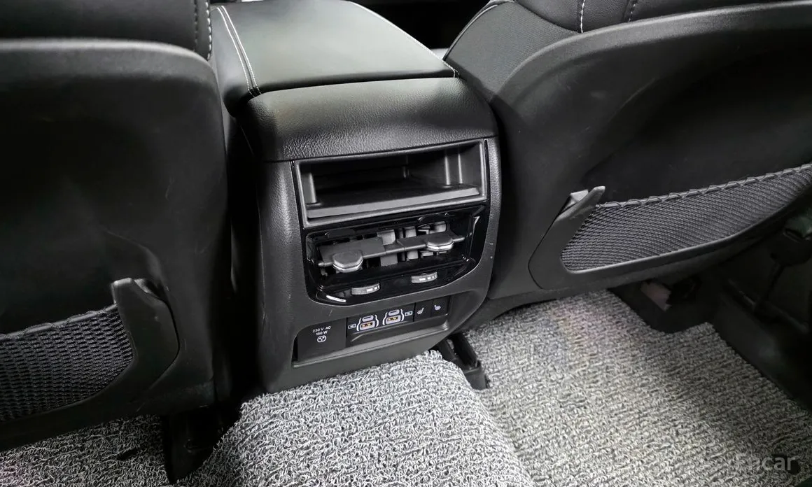 Фото 19 - Jeep Cherokee