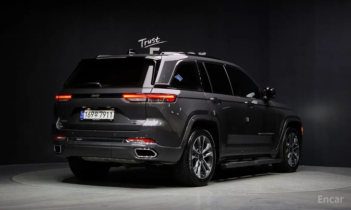 Фото 2 - Jeep Cherokee