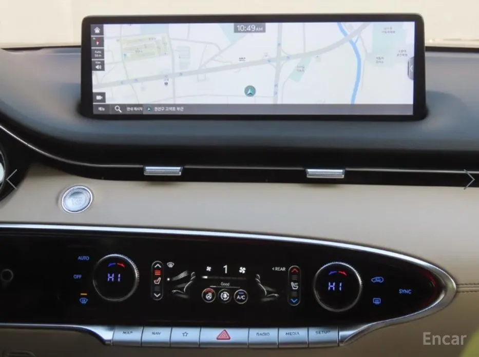 Фото 12 - Genesis GV70