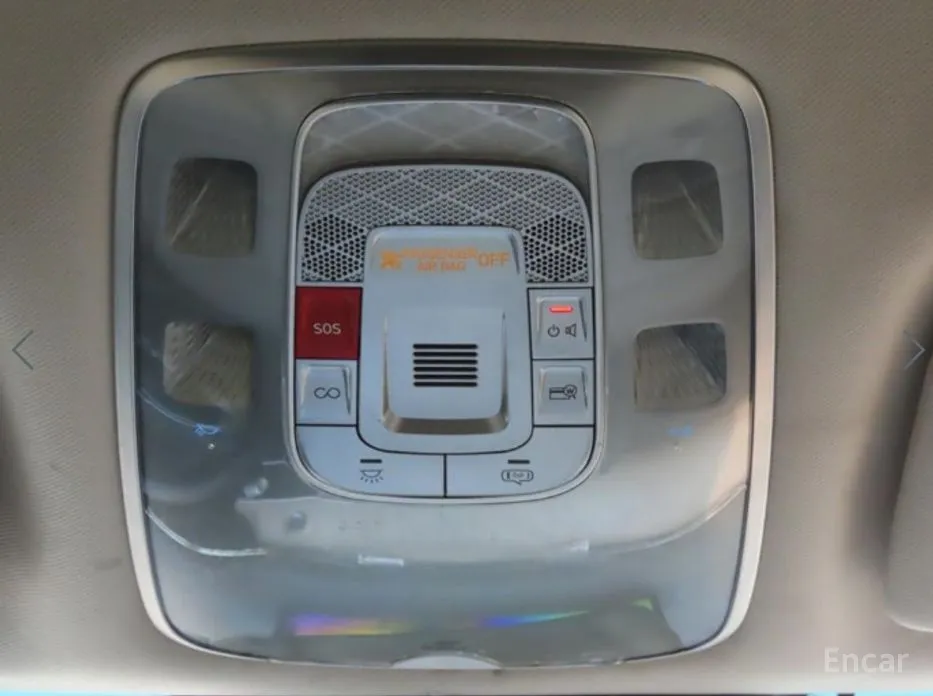 Фото 19 - Genesis GV70