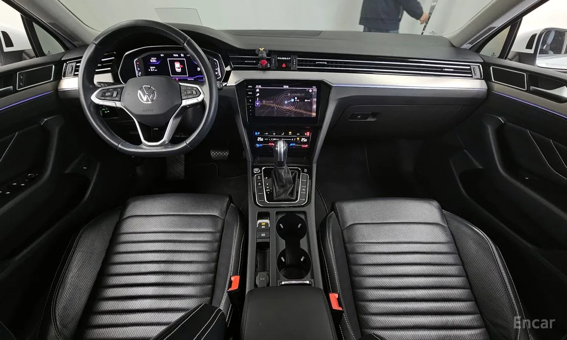 Фото 7 - Volkswagen Passat