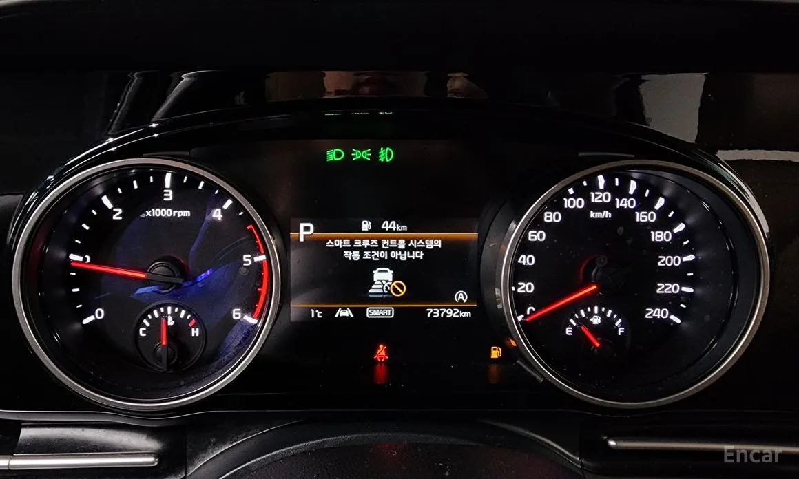 Фото 8 - Kia Carnival