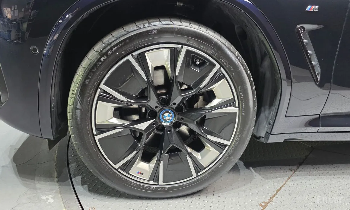 Фото 5 - BMW iX3