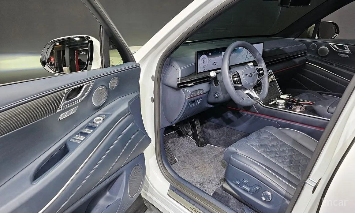 Фото 10 - Genesis GV80