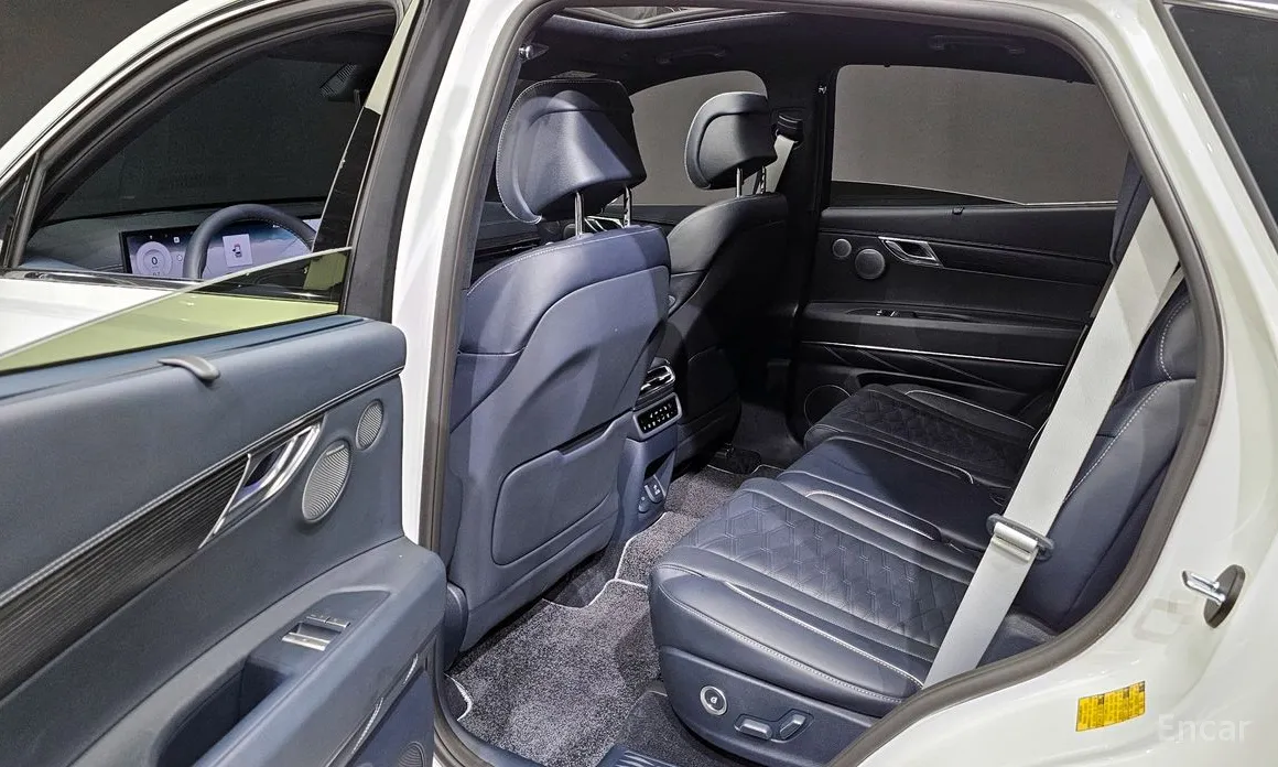 Фото 11 - Genesis GV80