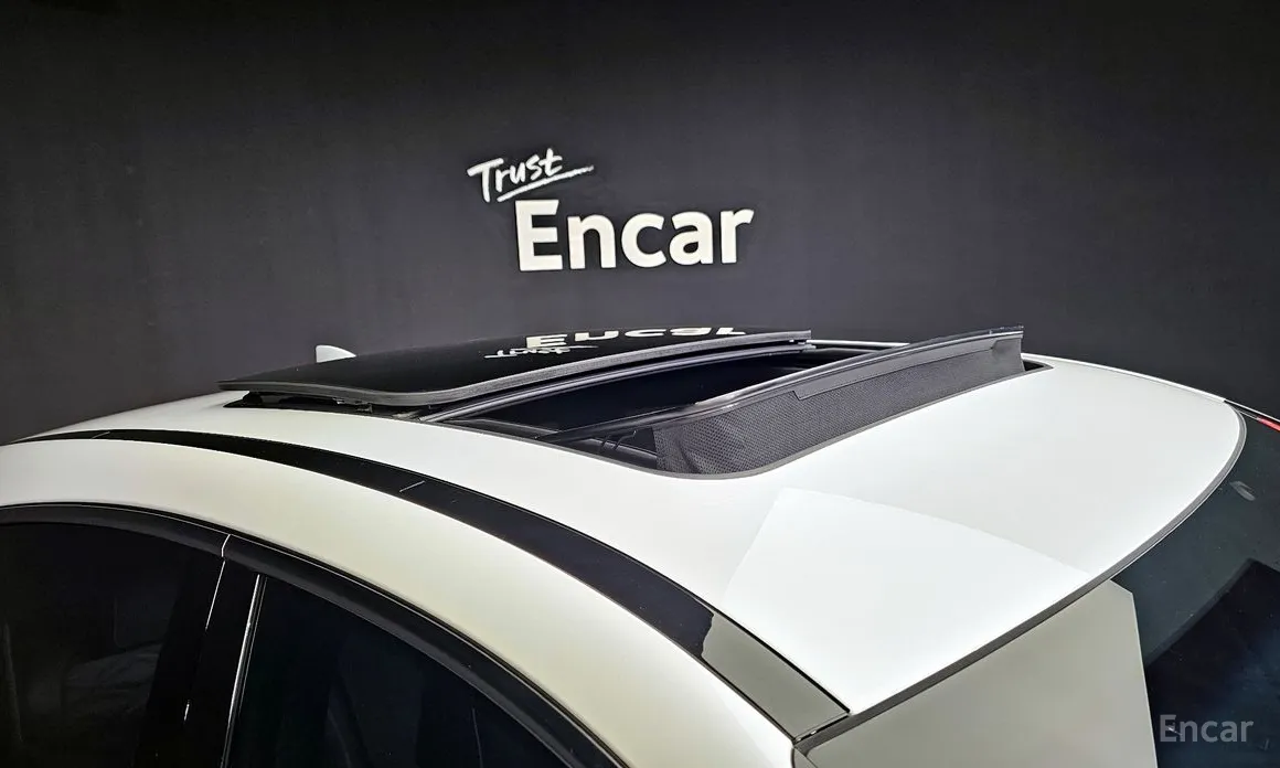 Фото 20 - Genesis GV80