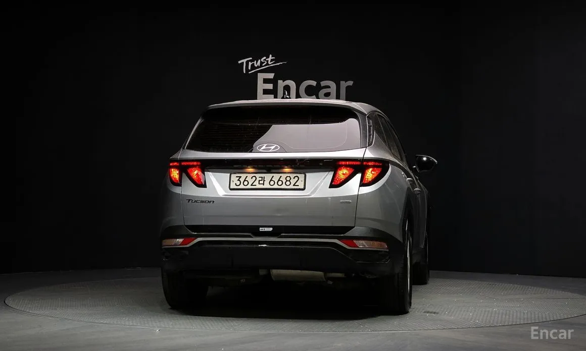 Photo 4 - Hyundai Tucson