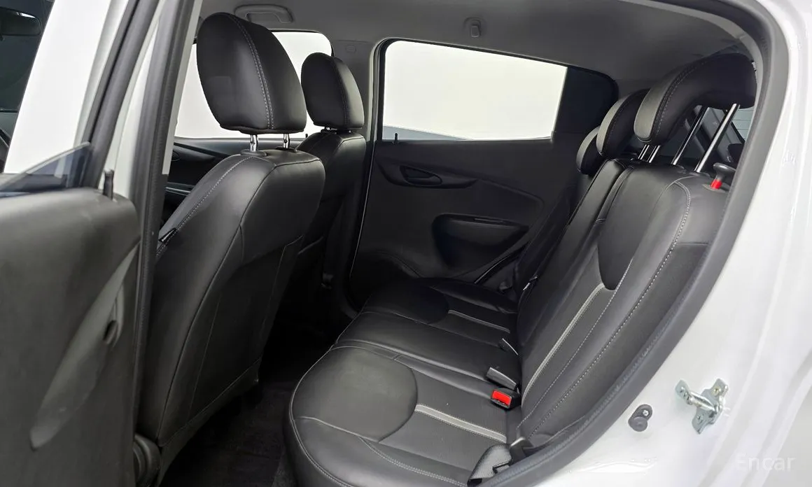 Фото 13 - Chevrolet Spark