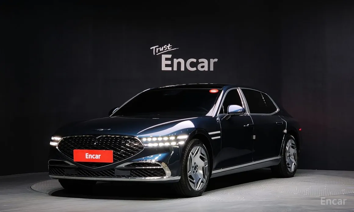 Фото 1 - Genesis G90