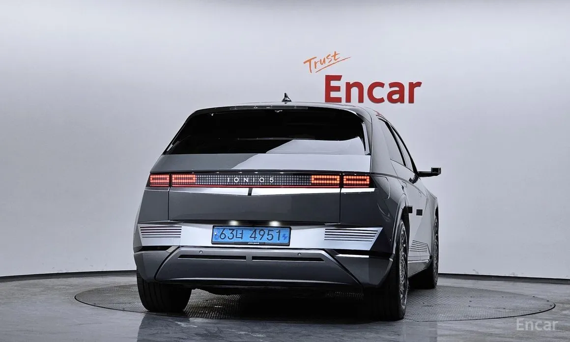 Фото 4 - Hyundai Ioniq 5