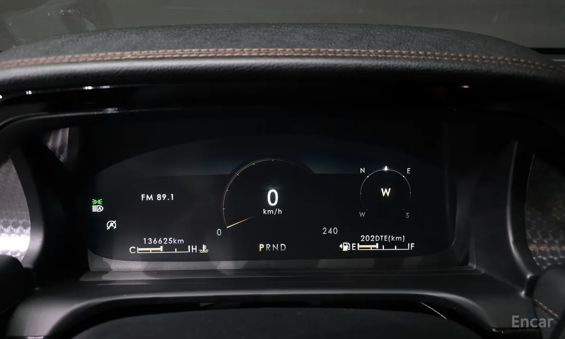 Фото 8 - Lincoln Aviator