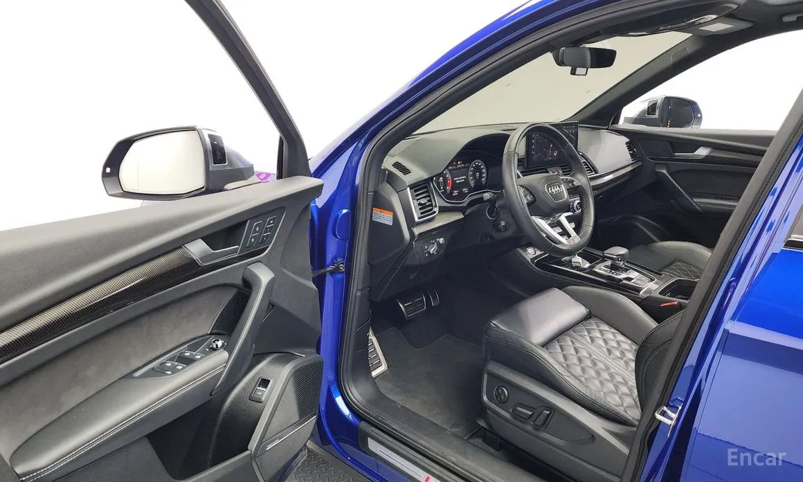 Фото 10 - Audi SQ5