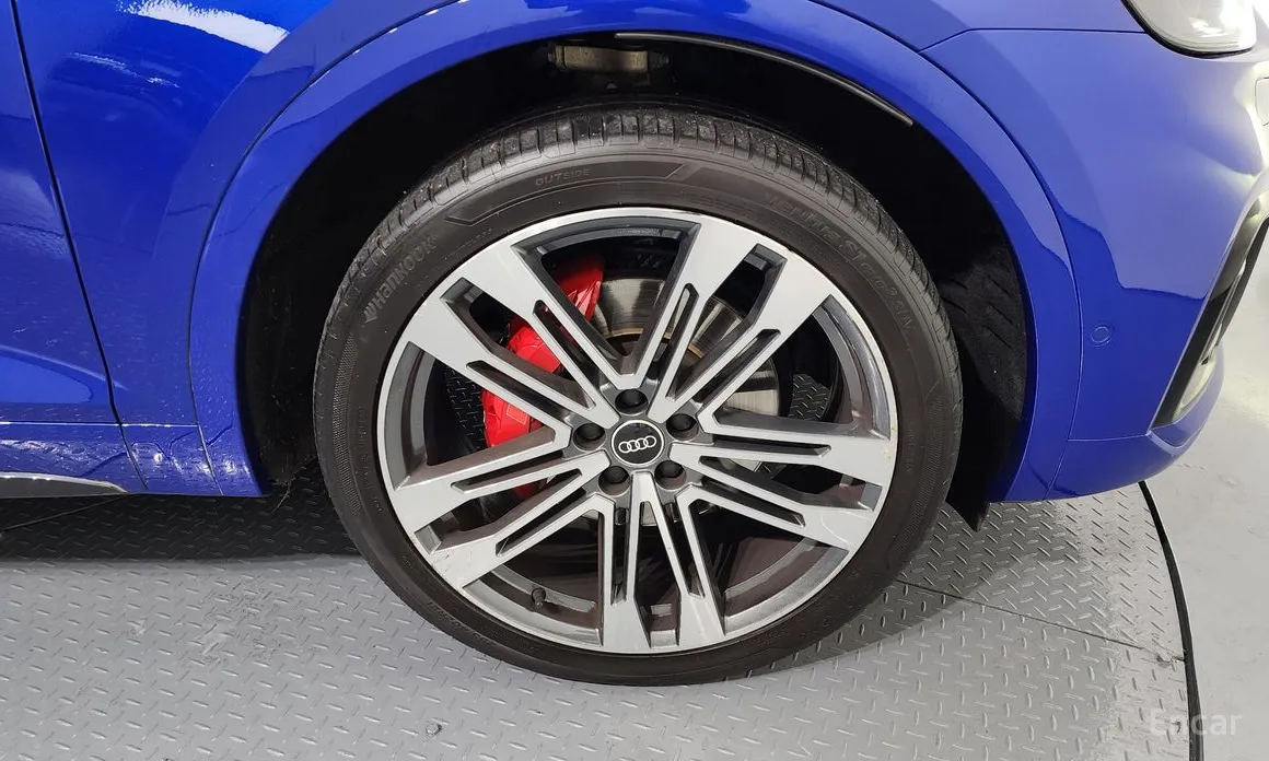 Фото 5 - Audi SQ5