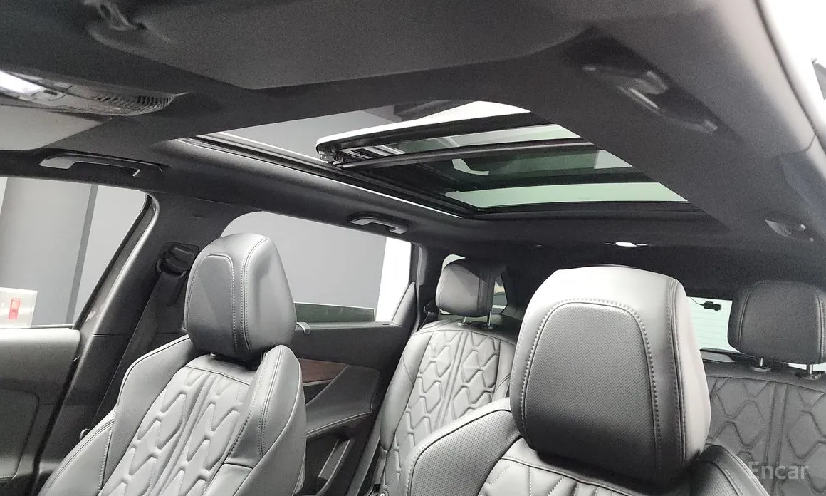 Фото 19 - Peugeot 5008